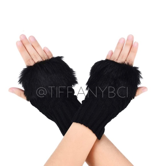 Accessories - Soft Faux Fur Fingerless Winter Gloves